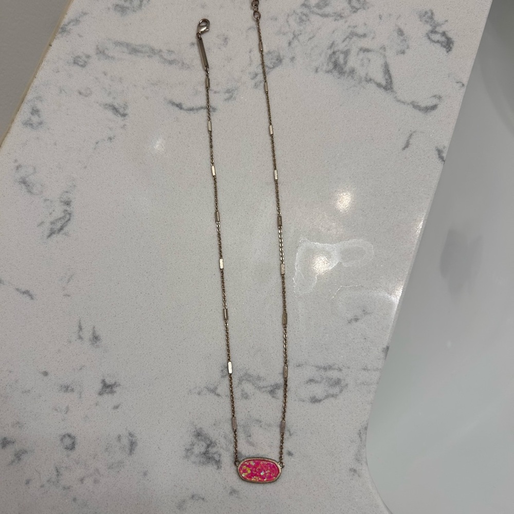 Kendra Scott Necklace
